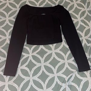 Black long sleeve backless